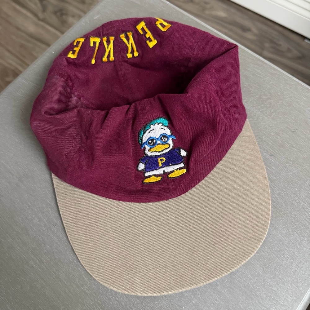 Vintage Sanrio 1994 Pekkle Embroidered SnapBack hat 90s